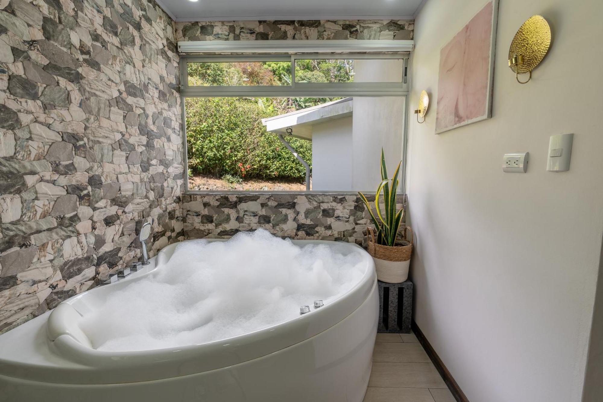 House Of Turri Suite Views Terrace & Jacuzzi Verbena Norte Exteriér fotografie